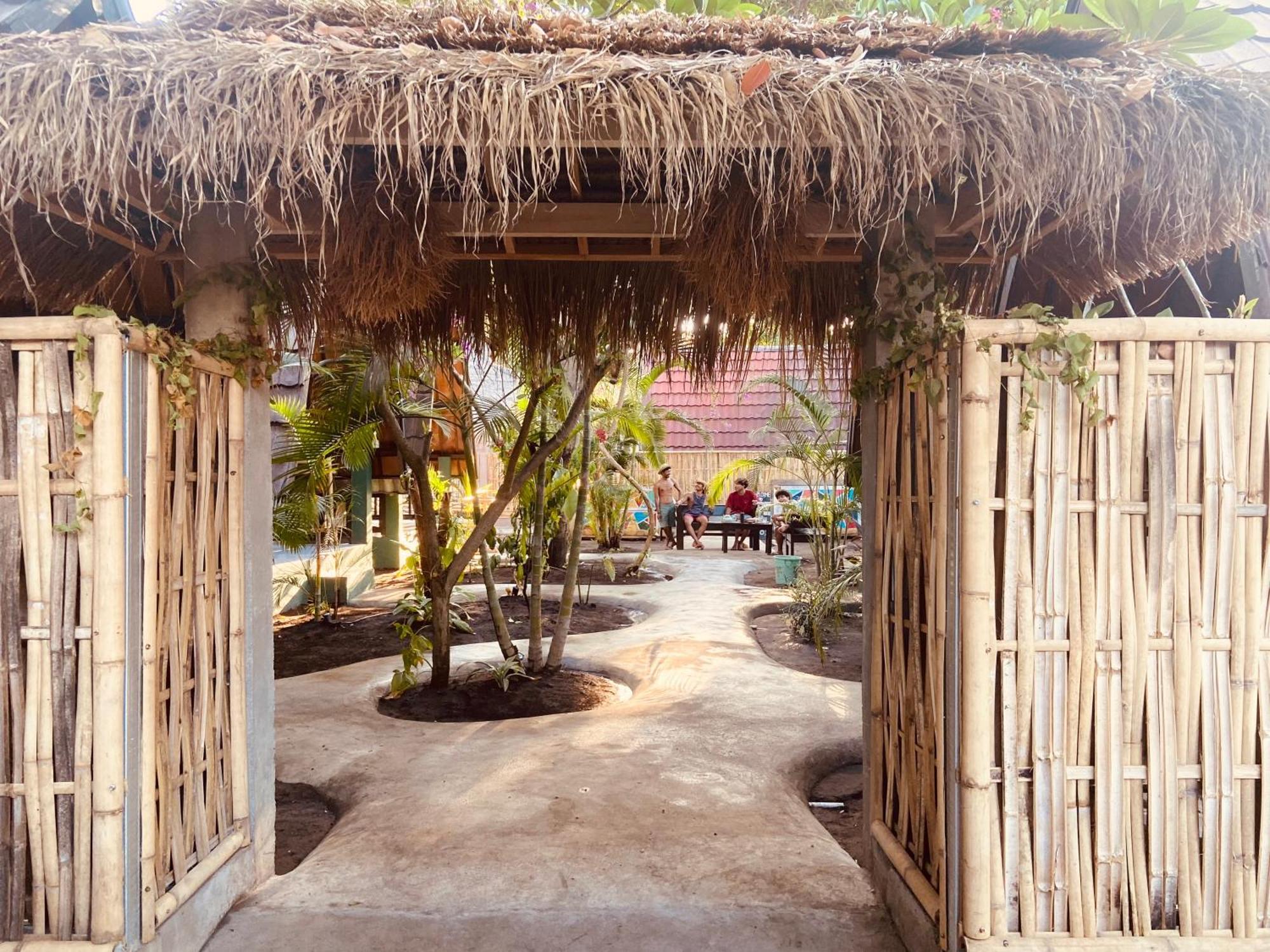 Hotel Mowglis Gili Air Exterior foto